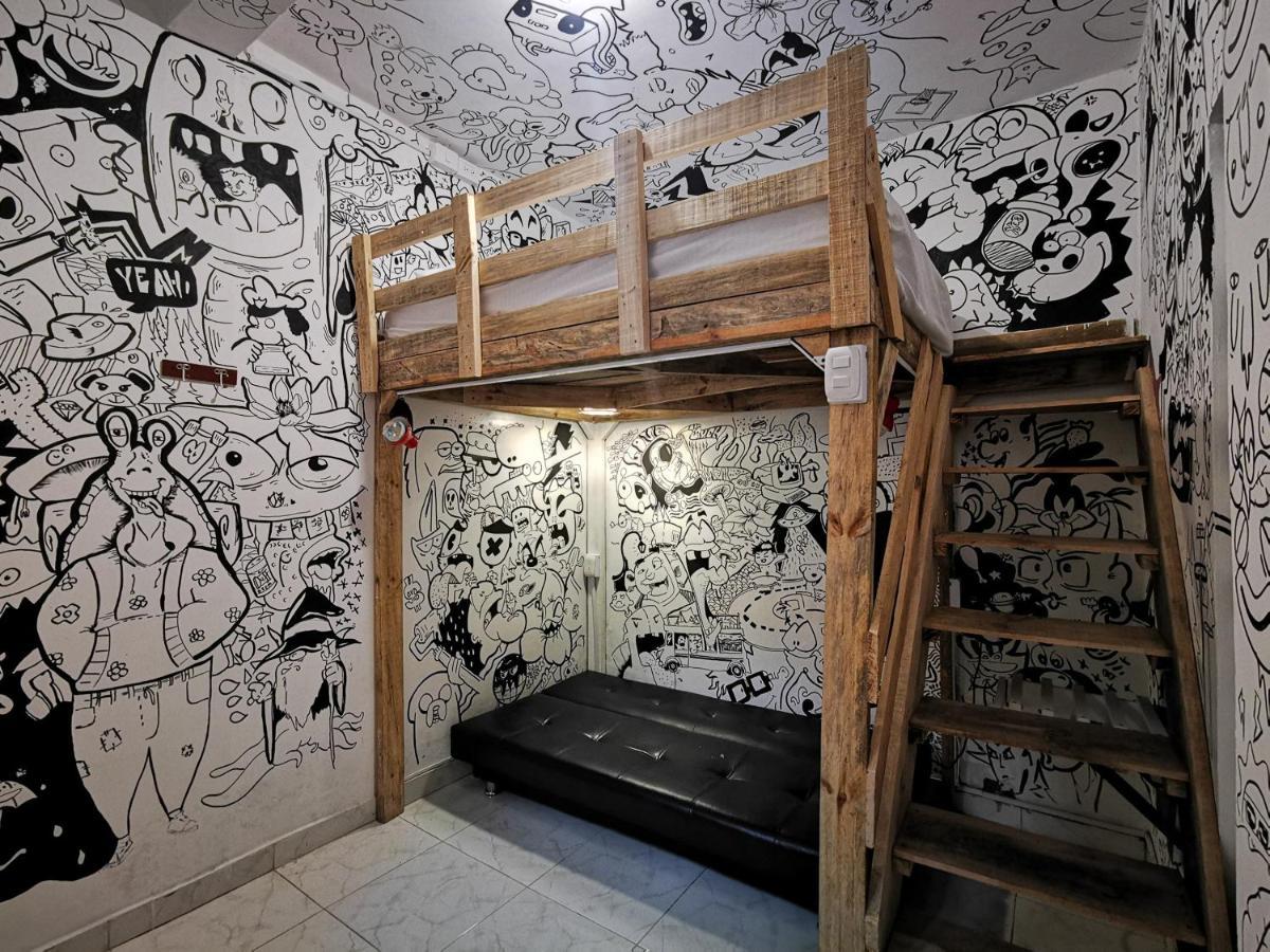 Lienzo Hostel And Mural Art Museum โปปายาน ภายนอก รูปภาพ