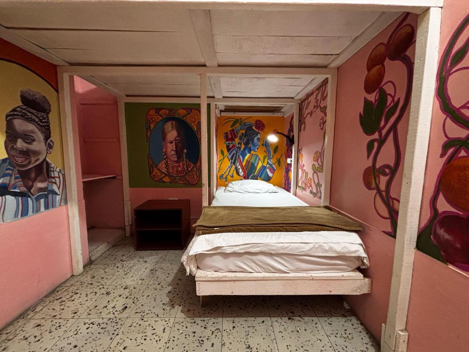 Lienzo Hostel And Mural Art Museum โปปายาน ภายนอก รูปภาพ